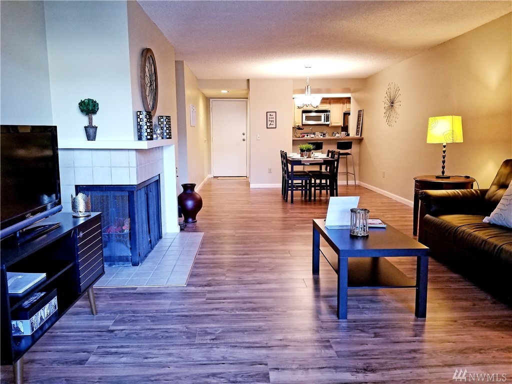 701 Southwest 5th Court, Unit B302 Renton, WA 98057 - Photo 17 of 18