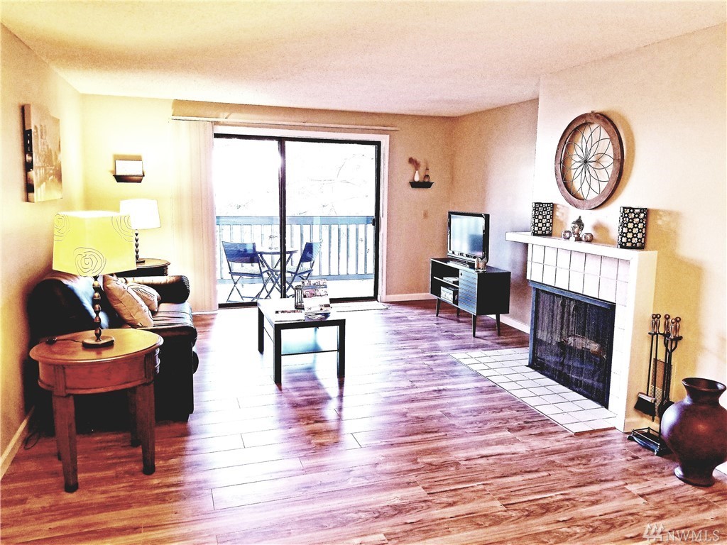 701 Southwest 5th Court, Unit B302 Renton, WA 98057 - Photo 7 of 18