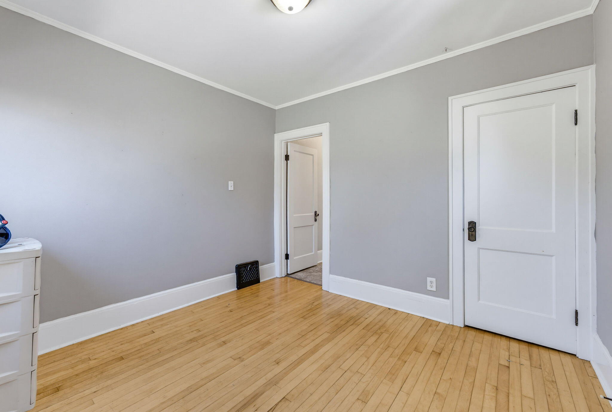 2026 South 79th Street Milwaukee, WI 53219 - Photo 18 of 33 18-web-or-mls-2026-s-79th-st