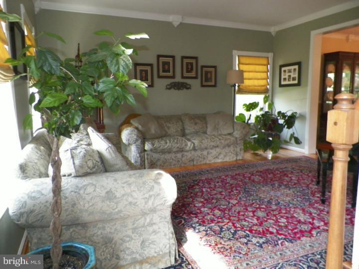 32 Kulp Road East Chalfont, PA 18914 - Photo 9 of 23 Gallery Image 9