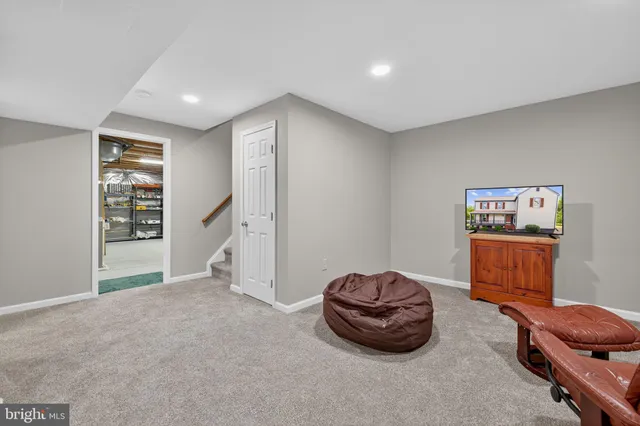 $849,000 | 15 Linden Hill Way Southwest, Leesburg, VA 20175