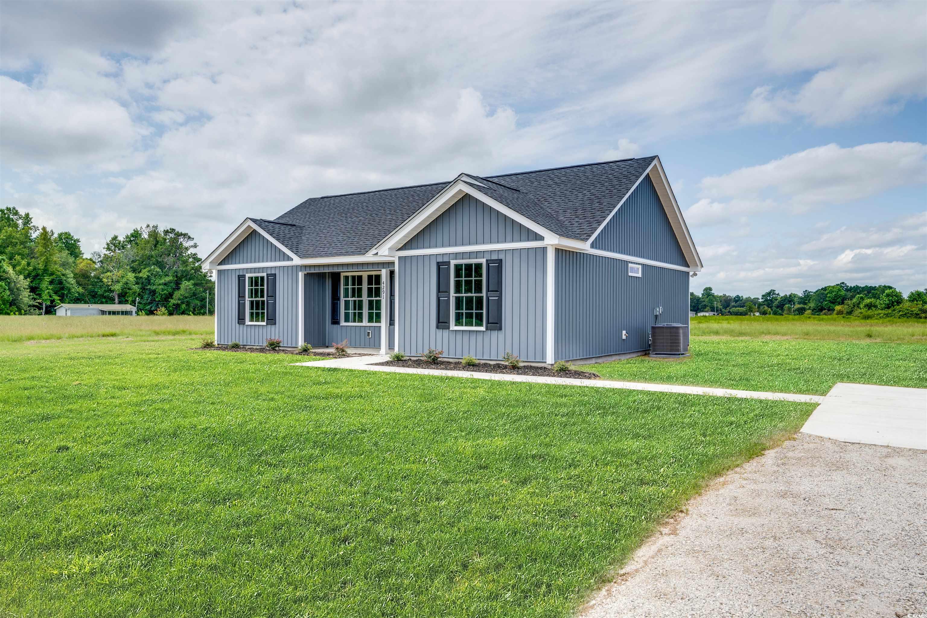 4285 J H Martin Road Galivants Ferry, SC 29544 - Photo 4 of 25 Gallery Image 4