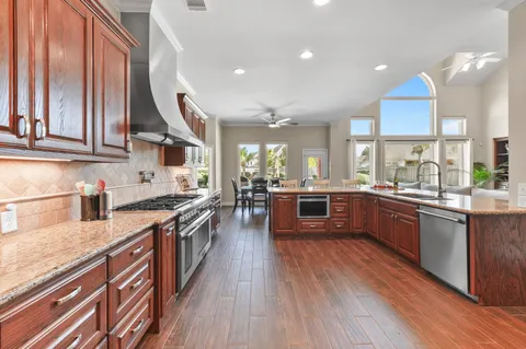 $680,000 | 2903 Harvest Hill Drive, Friendswood, TX 77546