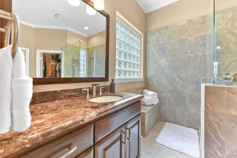 $680,000 | 2903 Harvest Hill Drive, Friendswood, TX 77546