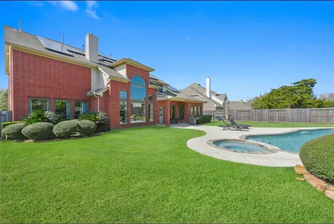 $680,000 | 2903 Harvest Hill Drive, Friendswood, TX 77546