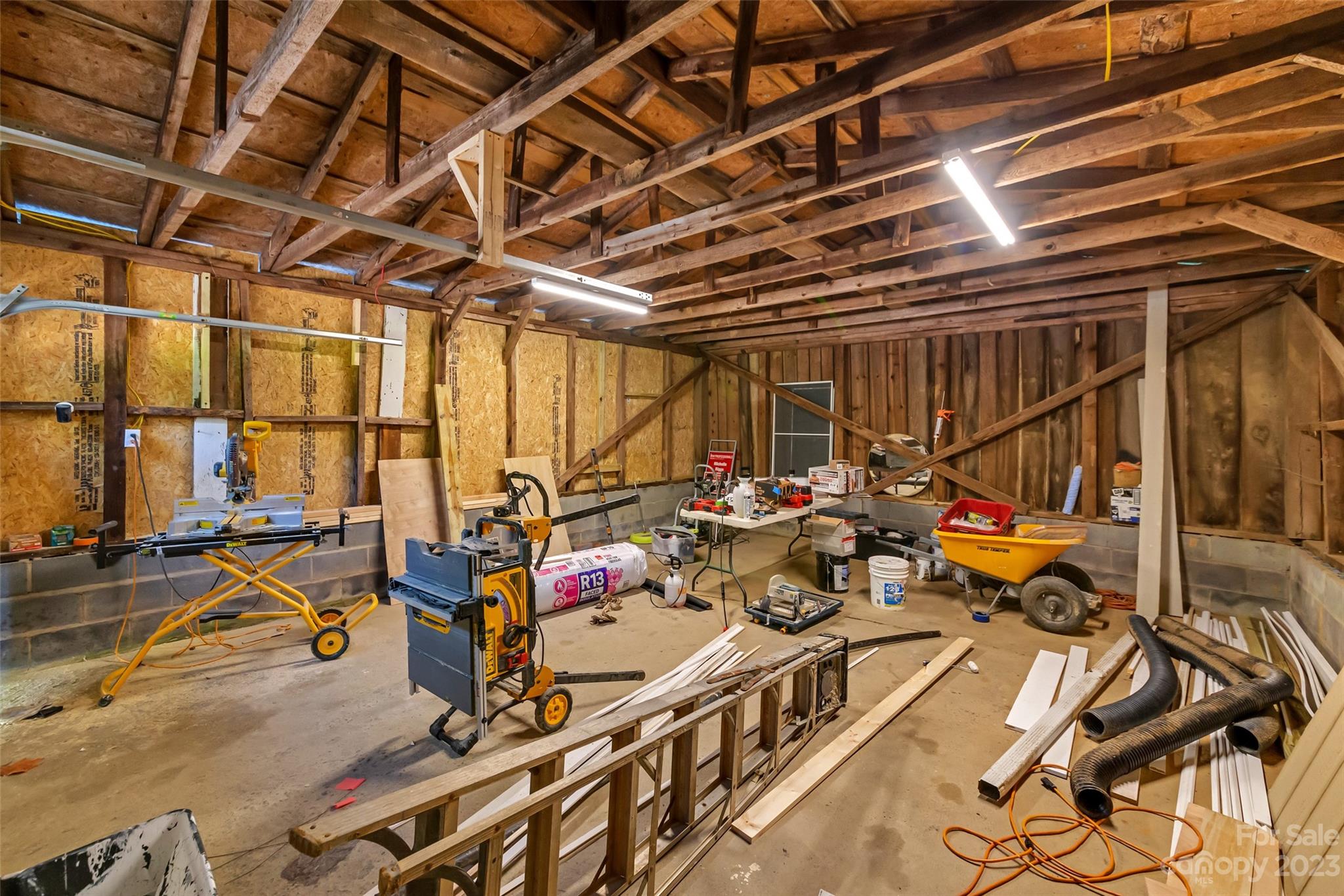 7975 Sugar Hill Road Marion, NC 28752 - Photo 23 of 25 Gallery Image 23