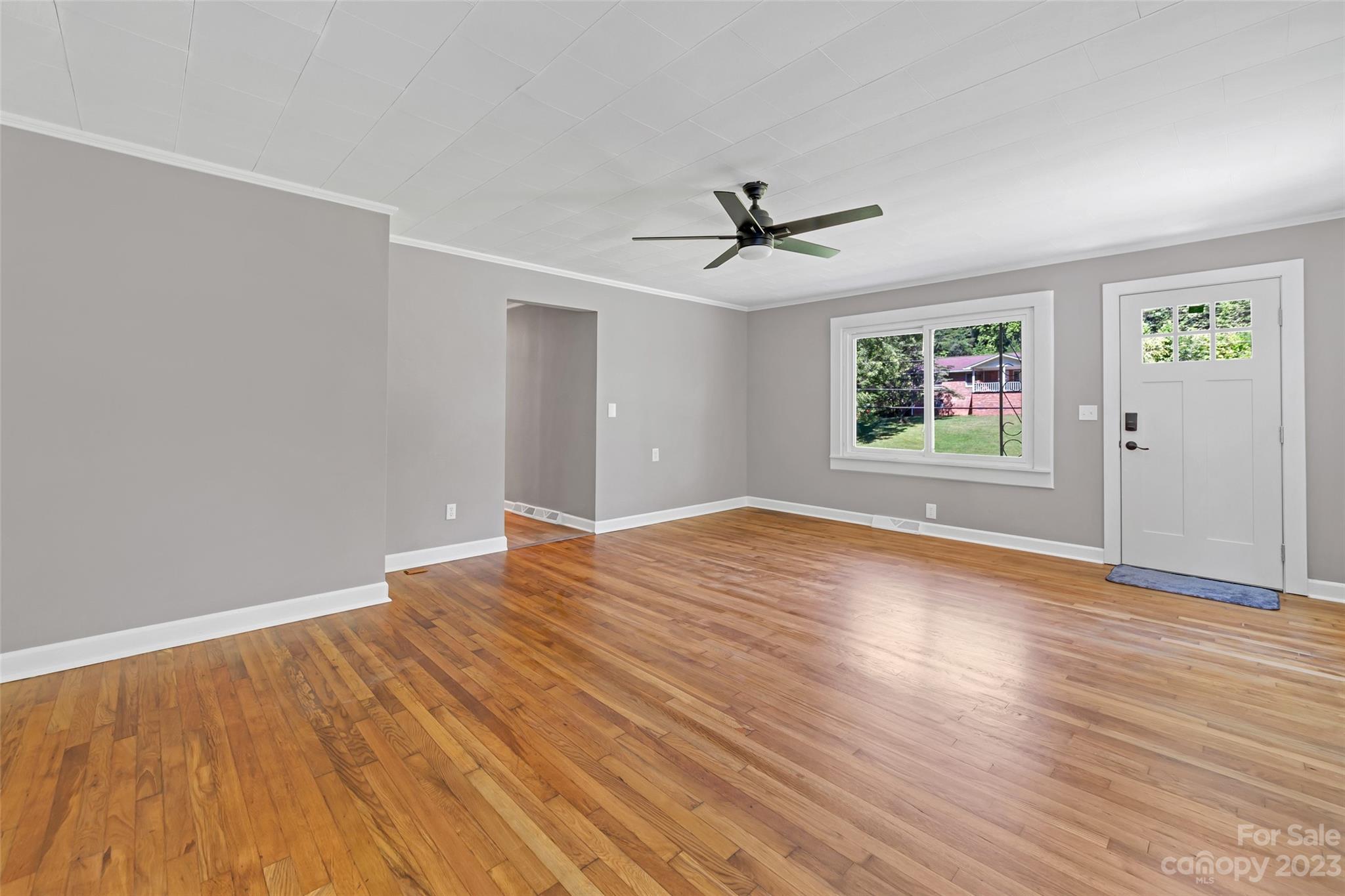 7975 Sugar Hill Road Marion, NC 28752 - Photo 4 of 25 Gallery Image 4