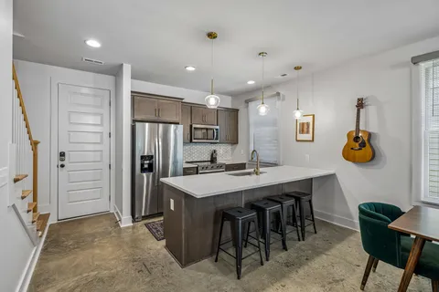 $559,000 | 858 Seymour Avenue, Nashville, TN 37206