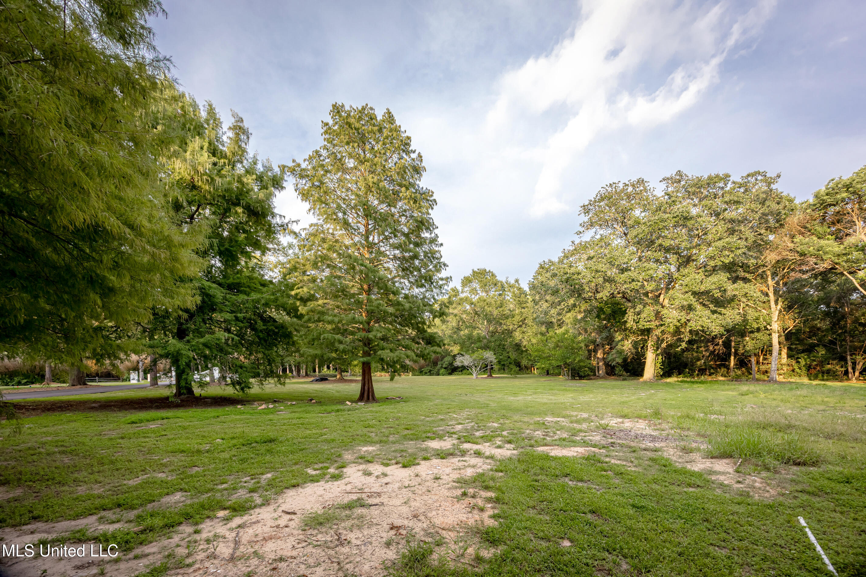 Lot 4 Pointe Aux Chenes Road Ocean Springs, MS 39564 - Photo 3 of 19 5F5A5343-2