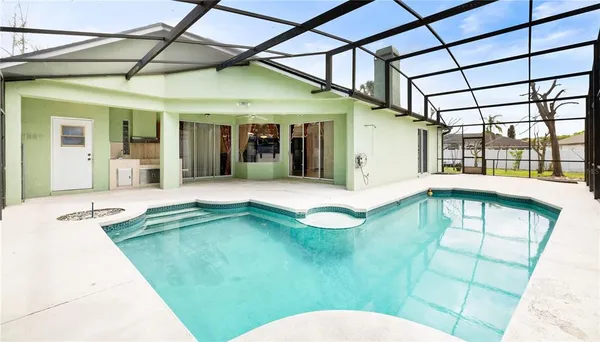 $669,000 | 8022 Canyon Lake Circle, Orlando, FL 32835