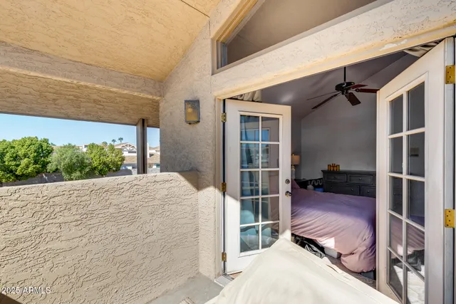 $390,000 | 5350 North Central Avenue, Unit 30, Phoenix, AZ 85012
