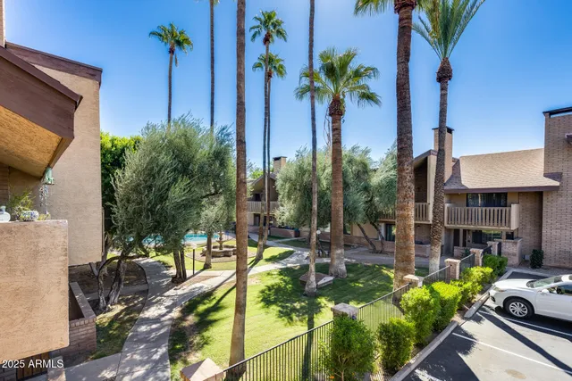 $390,000 | 5350 North Central Avenue, Unit 30, Phoenix, AZ 85012