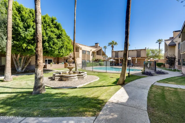 $390,000 | 5350 North Central Avenue, Unit 30, Phoenix, AZ 85012