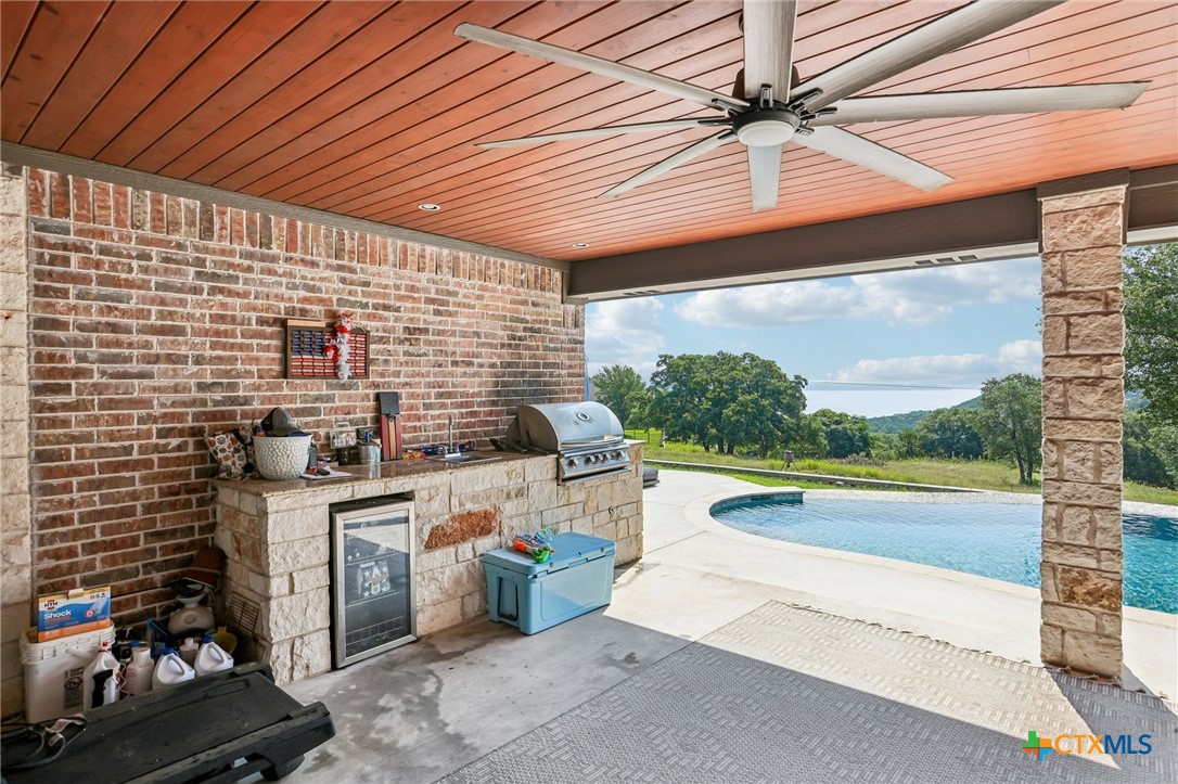 4747 Water Works Road Belton, TX 76513 - Photo 32 of 40 Patio