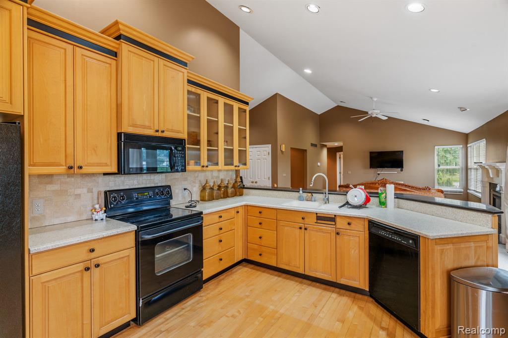6051 Hough Road Almont, MI 48003 - Photo 2 of 28 Gallery Image 2