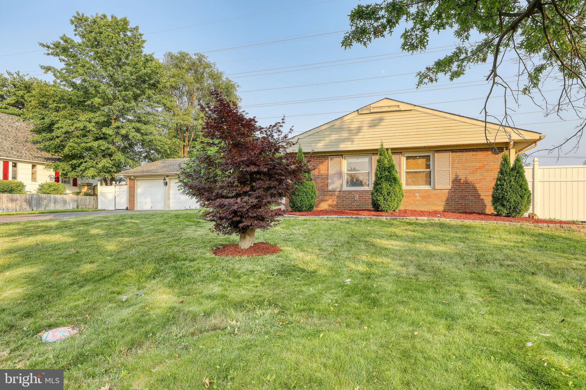 11 Country Club Road Willingboro, NJ 08046 - Photo 3 of 51