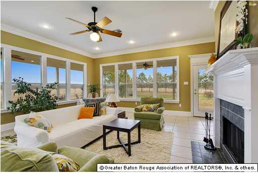 22382 Hoo Shoo Too Road Baton Rouge, LA 70817 - Photo 1 of 15