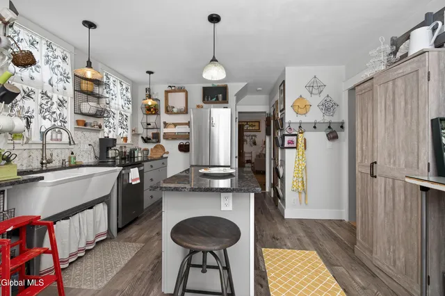 $450,000 | 1593 Randolph Road, Schenectady, NY 12308