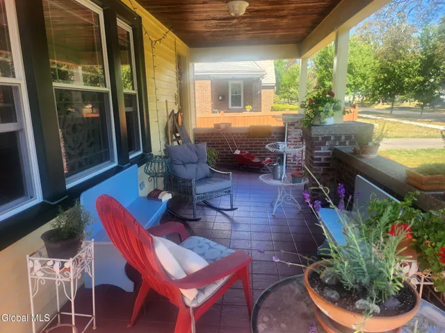 $450,000 | 1593 Randolph Road, Schenectady, NY 12308