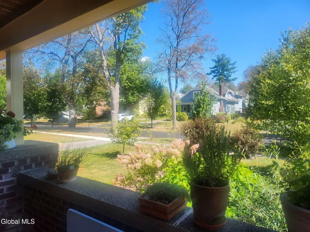 $450,000 | 1593 Randolph Road, Schenectady, NY 12308