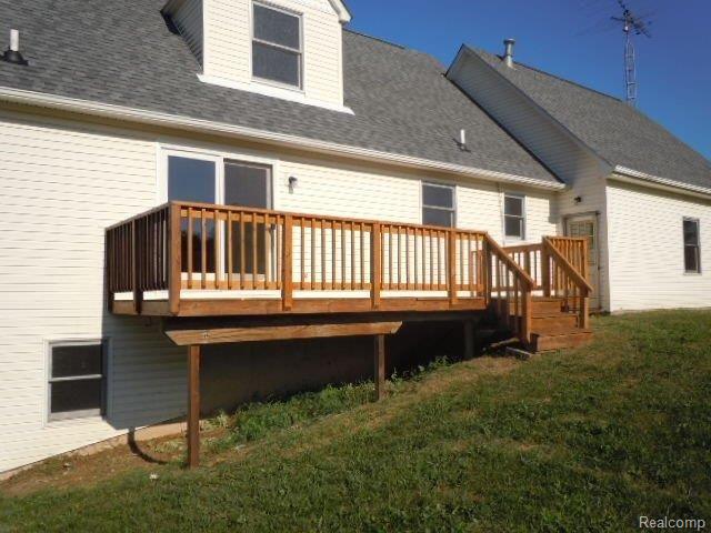 302 South Elba Road Lapeer, MI 48446 - Photo 10 of 12 Rear