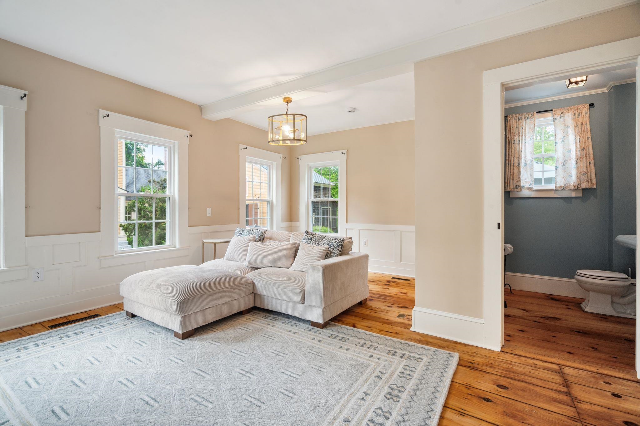 136 Main Street Francestown, NH 03043 - Photo 14 of 38