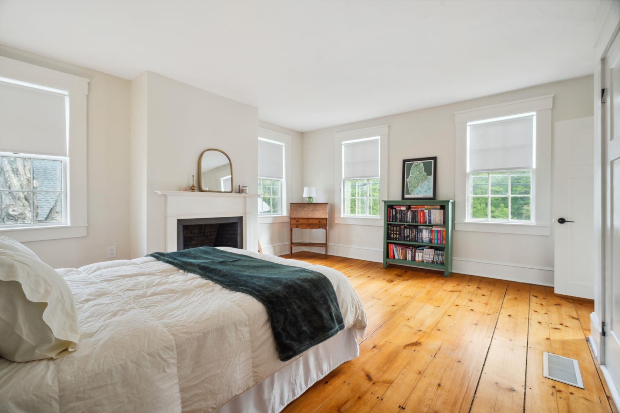 136 Main Street Francestown, NH 03043 - Photo 25 of 38