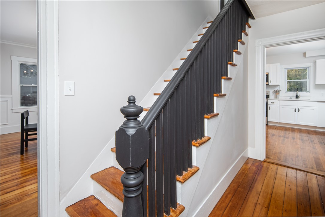 51 Salisbury Avenue North Kingstown, RI 02852 - Photo 14 of 27