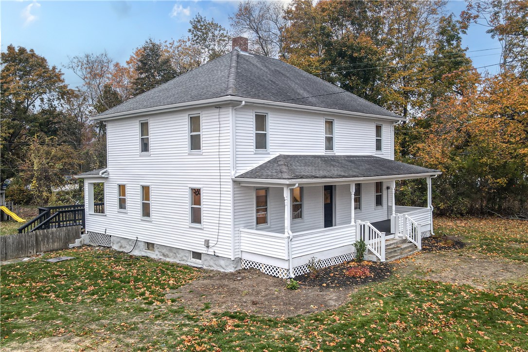 51 Salisbury Avenue North Kingstown, RI 02852 - Photo 2 of 27