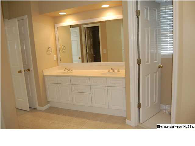 5496 Magnolia Trace Birmingham, AL 35244 - Photo 13 of 24