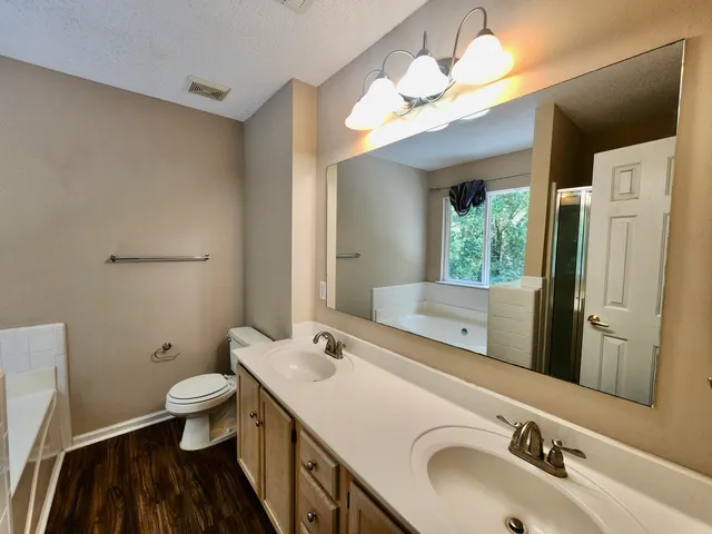 $3,300 | 1269 Center Lake Drive, Mount Pleasant, SC 29464