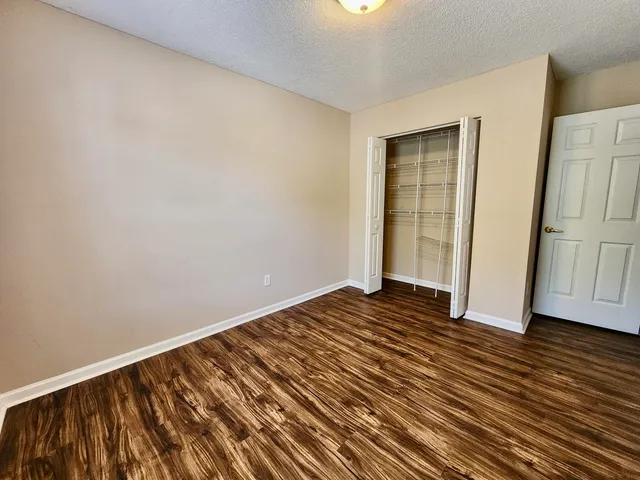 $3,300 | 1269 Center Lake Drive, Mount Pleasant, SC 29464