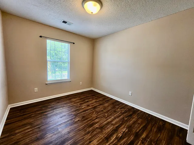 $3,300 | 1269 Center Lake Drive, Mount Pleasant, SC 29464