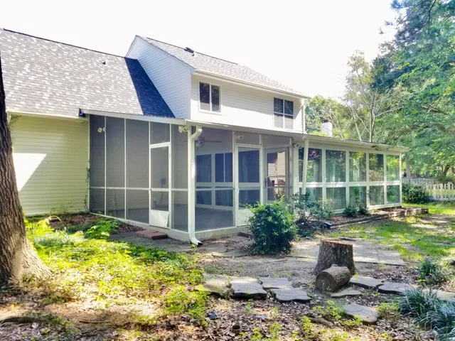 $3,300 | 1269 Center Lake Drive, Mount Pleasant, SC 29464