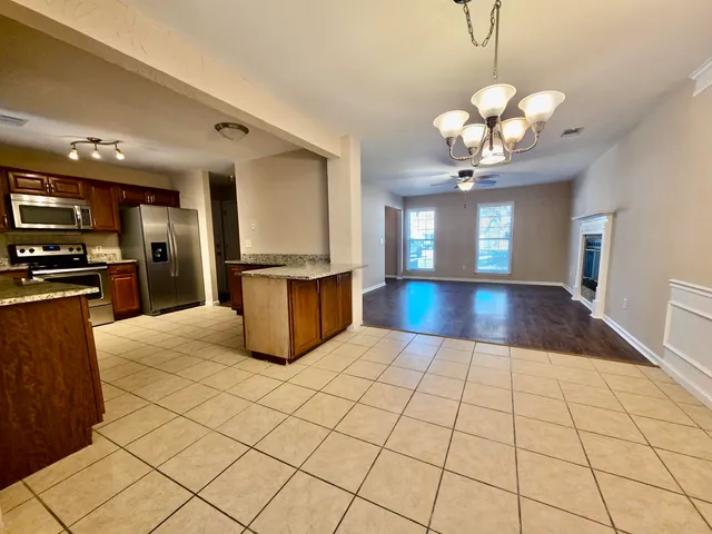 $3,300 | 1269 Center Lake Drive, Mount Pleasant, SC 29464