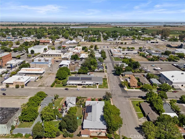 $375,000 | 159 South Shasta Street, Willows, CA 95988