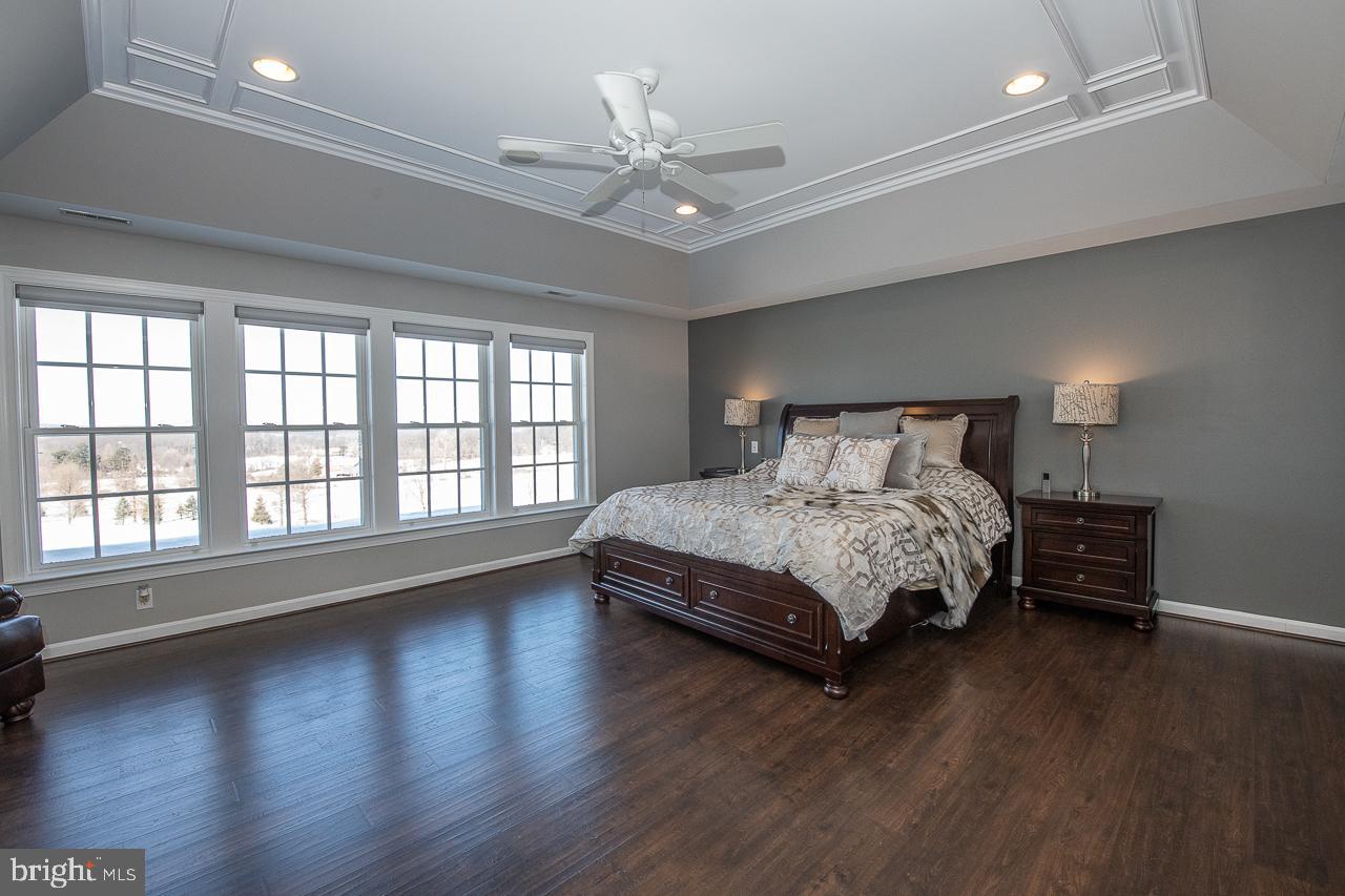 34 Hollow Drive Malvern, PA 19355 - Photo 24 of 54 Master en suite