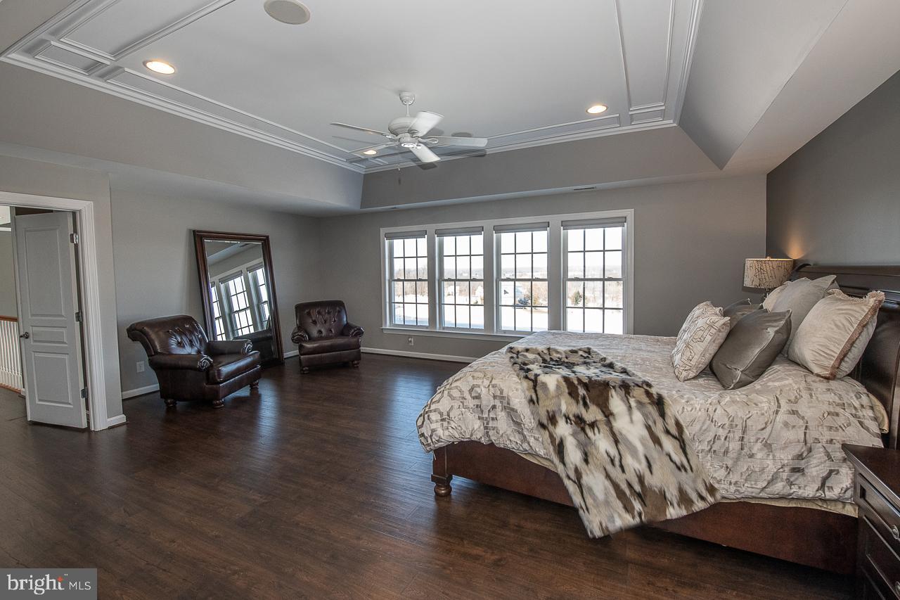 34 Hollow Drive Malvern, PA 19355 - Photo 27 of 54 Master with tray ceiling