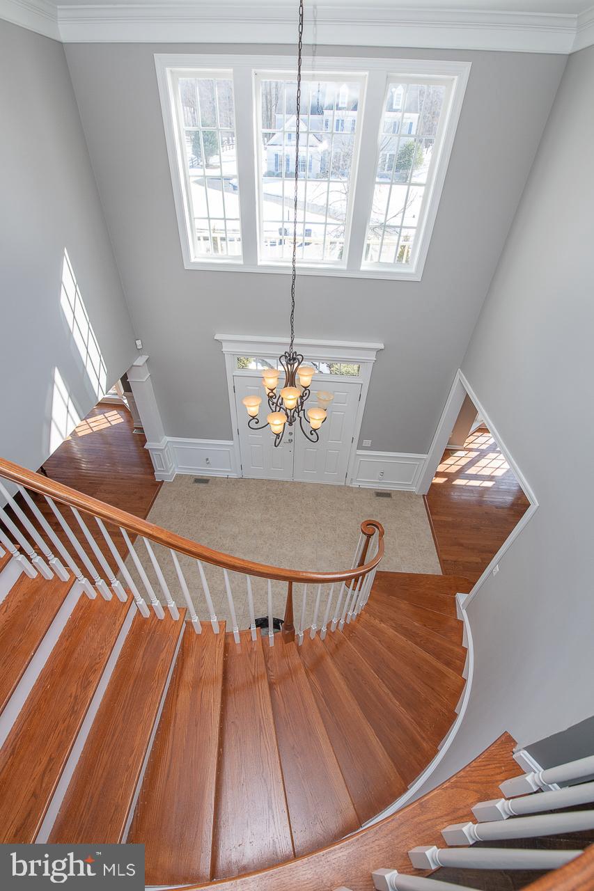 34 Hollow Drive Malvern, PA 19355 - Photo 4 of 54 Two Story Foyer
