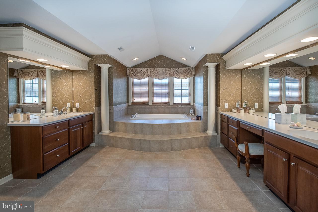 34 Hollow Drive Malvern, PA 19355 - Photo 31 of 54 Elegant Master Bath