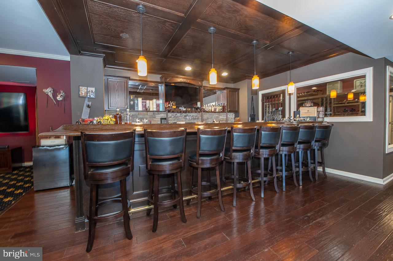 34 Hollow Drive Malvern, PA 19355 - Photo 45 of 54 Libation Station!