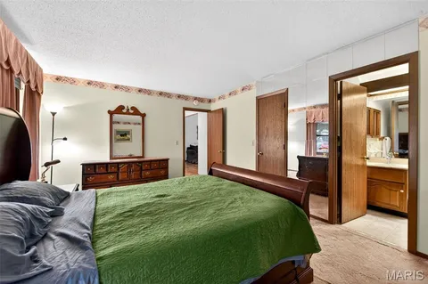 $309,000 | 117 Montana Drive, St. Charles, MO 63304