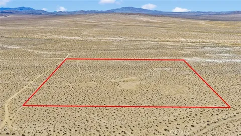 $65,000 | 1 Paddington Road, Landers, CA 92285