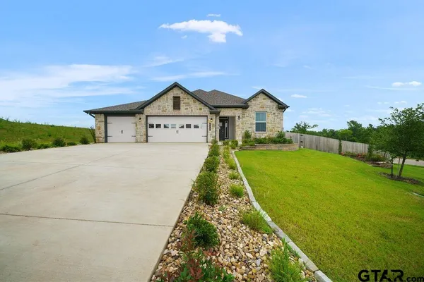 $379,900 | 508 Prince Place, Tyler, TX 75704