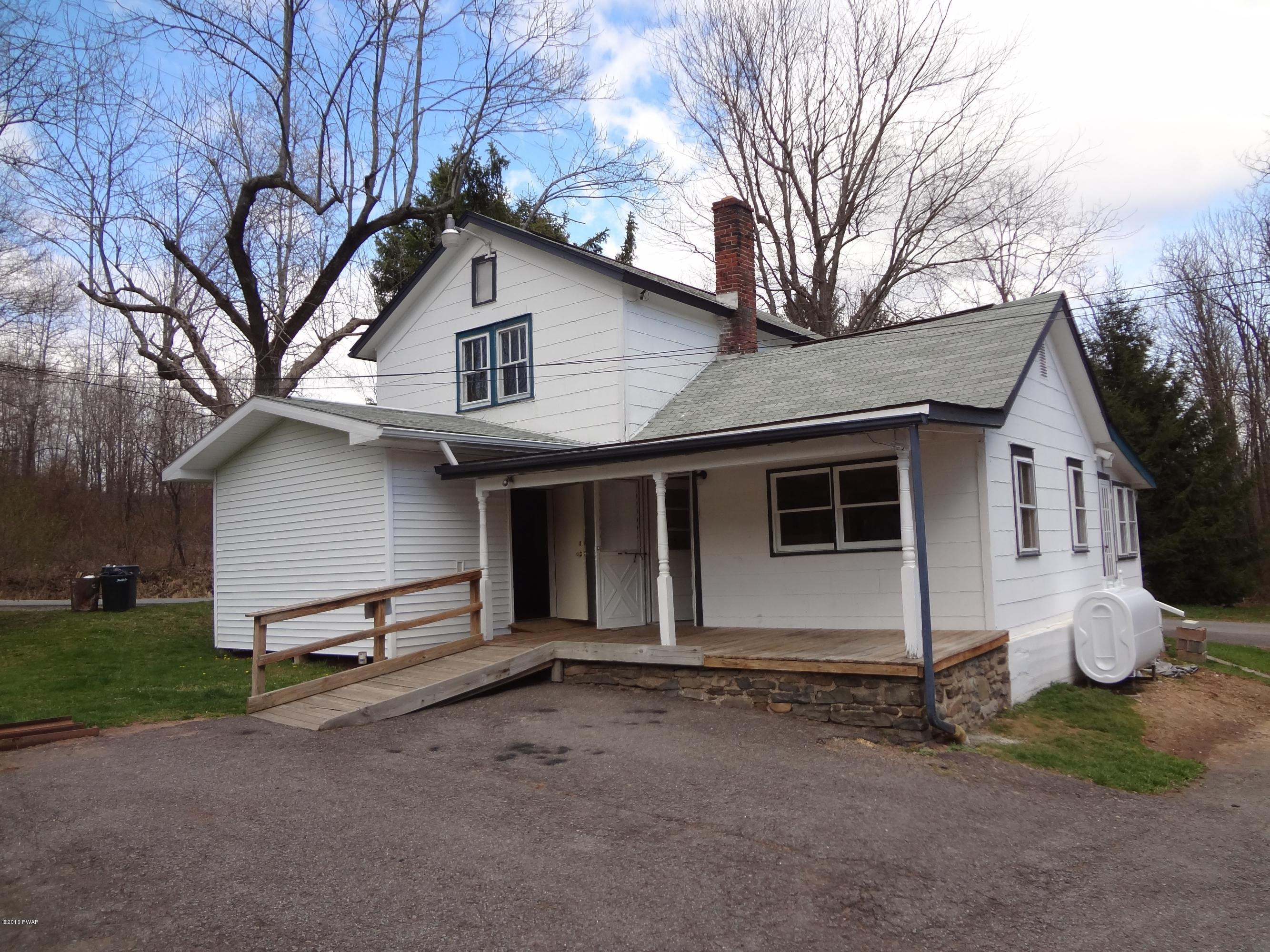 154 Hemlock Grove Road Greentown, PA 18426 - Photo 8 of 49