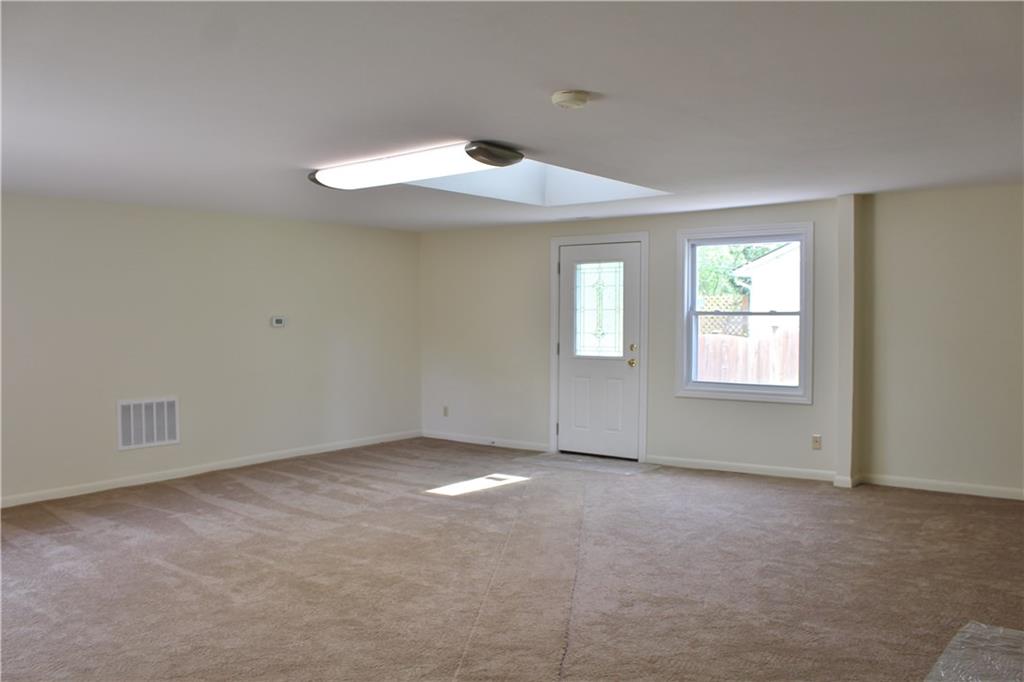 1744 Westlane Road Indianapolis, IN 46260 - Photo 19 of 24 Gallery Image 19