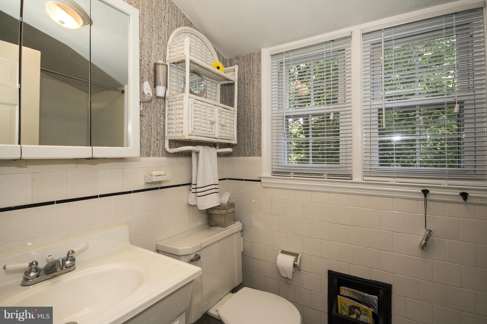 7 Burnbrae Road Baltimore, MD 21204 - Photo 22 of 30 Bath- 2nd floor hall