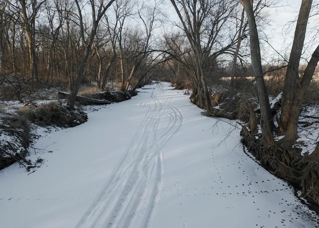 $2,030,520 | 0 Highway 24, Secor, IL 61771