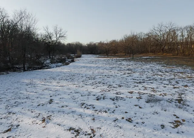 $2,030,520 | 0 Highway 24, Secor, IL 61771