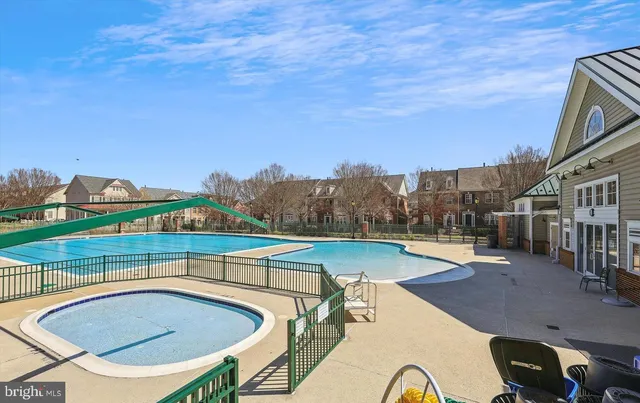 $999,999 | 1105 Pleasant Circle, Rockville, MD 20850